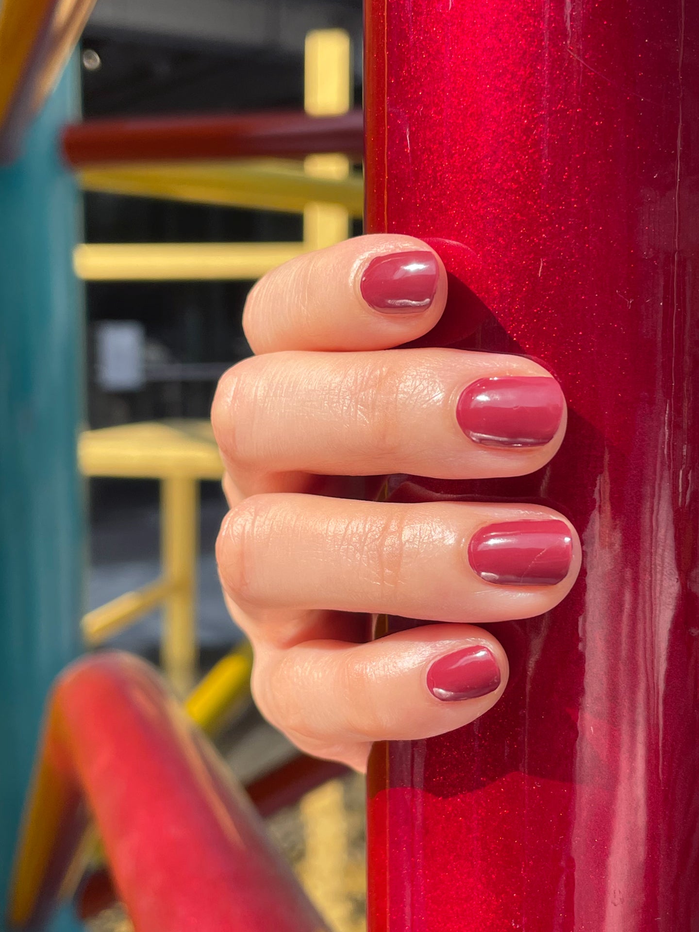 UGN171_Very_Burgandy_Red_2