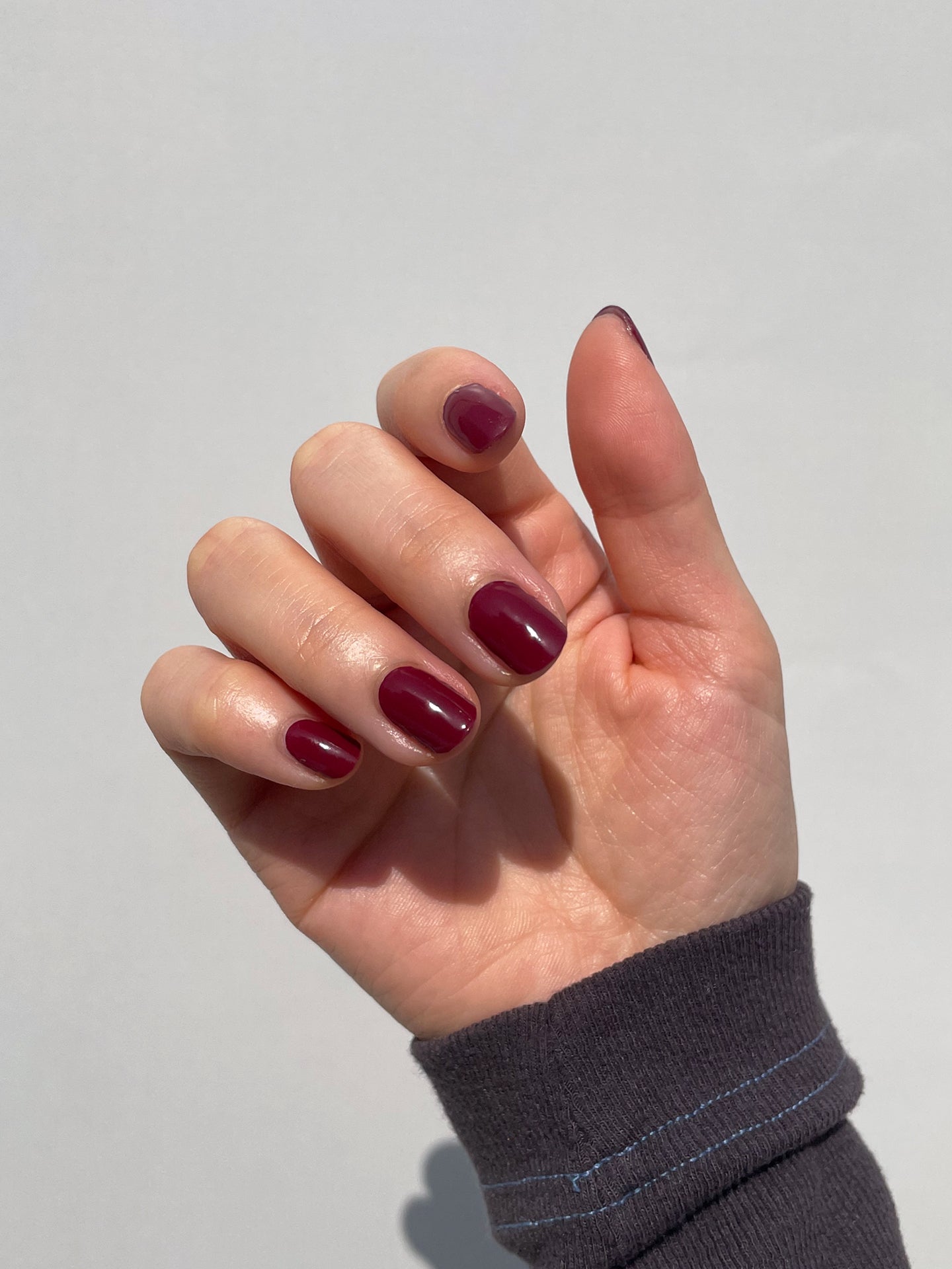 UGN171_Very_Burgandy_Red_3