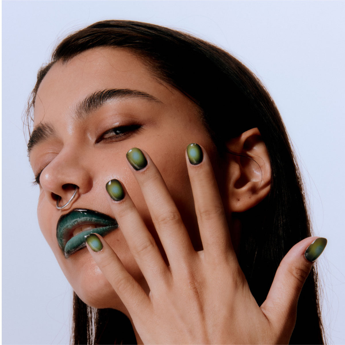 PUTTHEMINACOFFIN x UUUUU